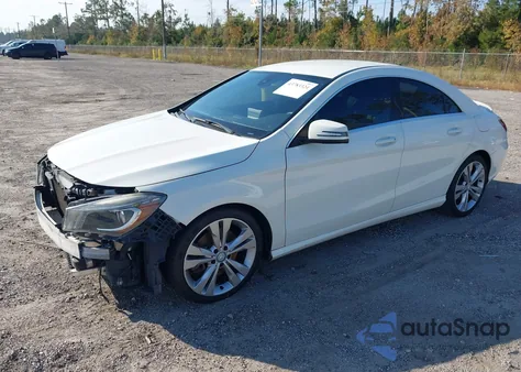 2015 Mercedes-Benz Cla 250 z USA, uszkodzony, nr VIN WDDSJ4EB8FN164461